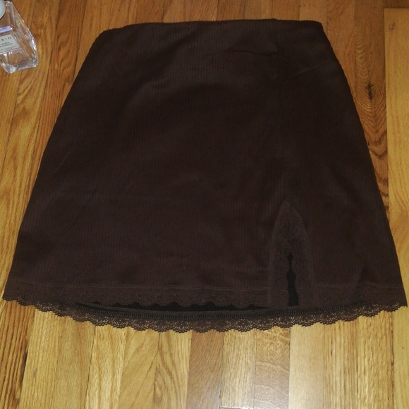Brown H&M skirt - Picture 2 of 3